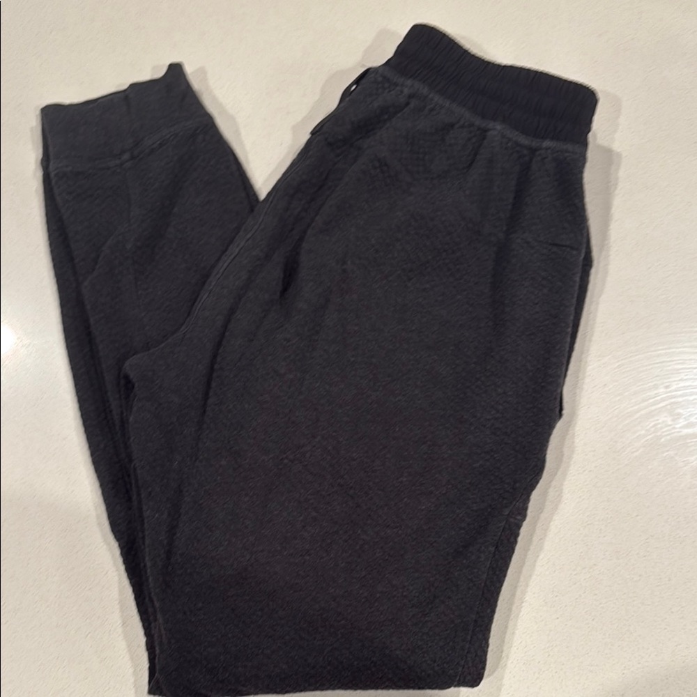 Men’s at ease joggers